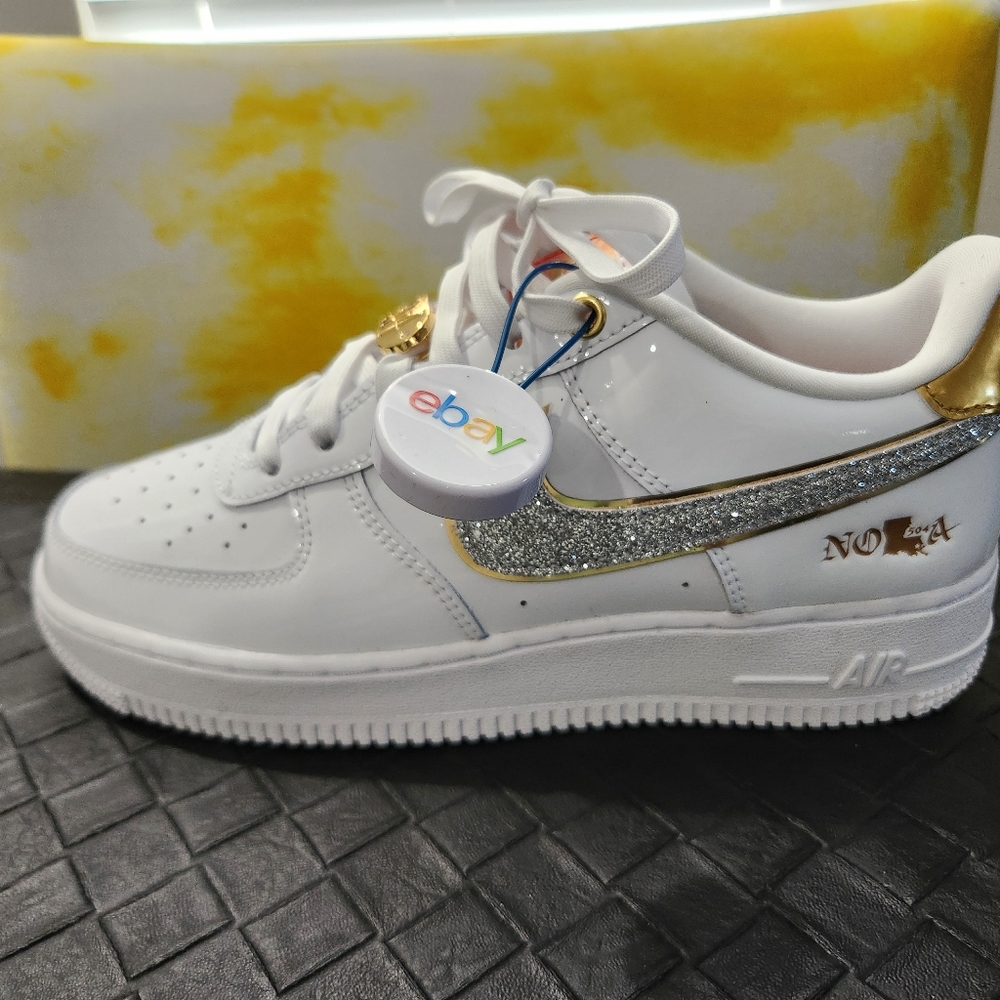 NOLA AIR FORCE 1'S 6.5Y